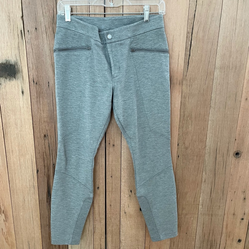 Athleta Ponte Motto 2.0 leggings. Size 6P.
